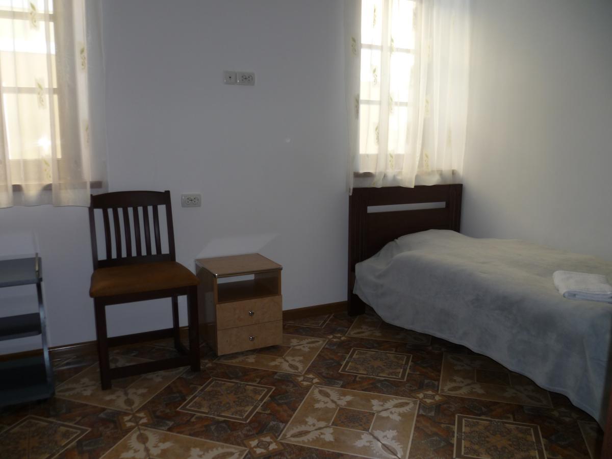 Home Hotel Kamyanets-Podilski Dış mekan fotoğraf