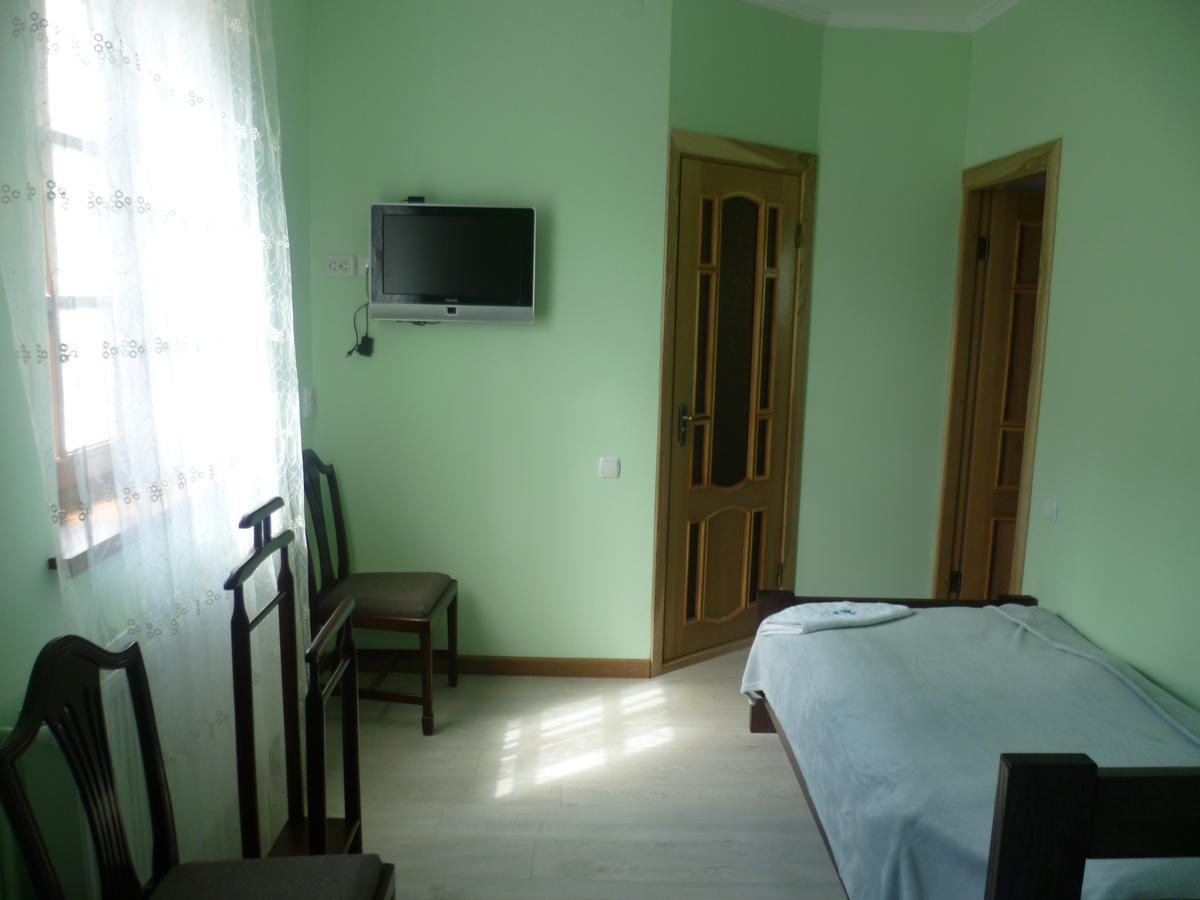 Home Hotel Kamyanets-Podilski Dış mekan fotoğraf
