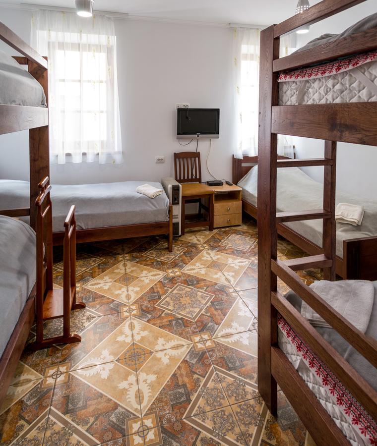 Home Hotel Kamyanets-Podilski Dış mekan fotoğraf