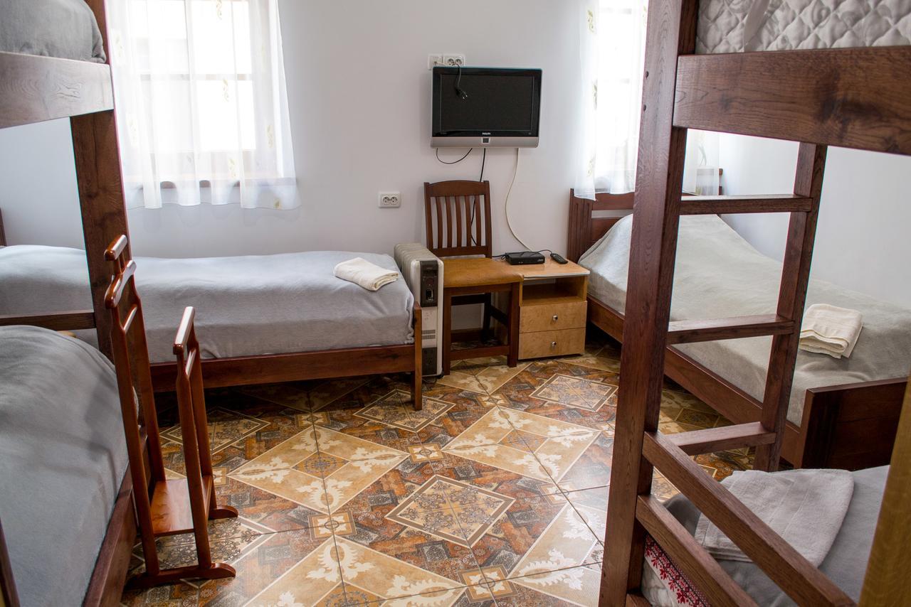 Home Hotel Kamyanets-Podilski Dış mekan fotoğraf