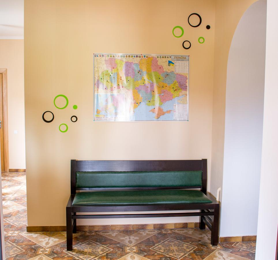 Home Hotel Kamyanets-Podilski Dış mekan fotoğraf